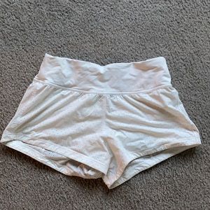 Lululemon size 4 Shorts super comfy